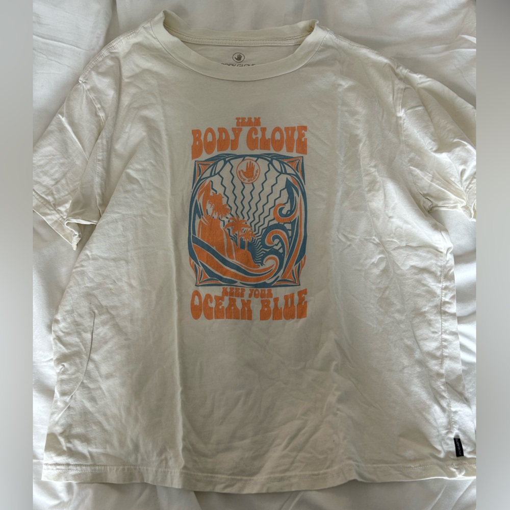 Body Glove tshirt size XL